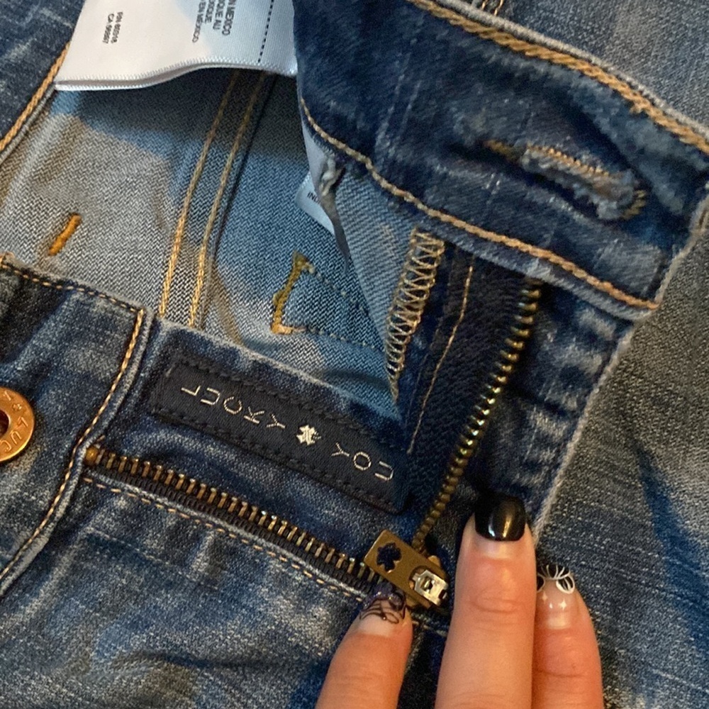 Lucky Brand Sofia skinny jeans size 8 / 29 length see pics GUC. - Picture 3 of 7